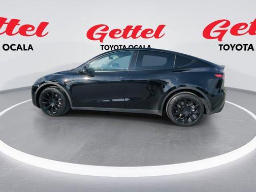 2022 Tesla Model Y Long Range Dual Motor All-Wheel Drive