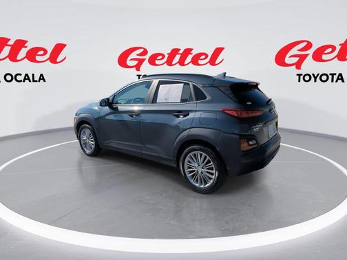 2020 Hyundai KONA SEL Plus