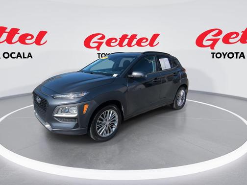 2020 Hyundai KONA SEL Plus