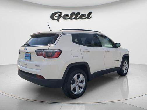 White Clearcoat 2018 Jeep Compass Latitude