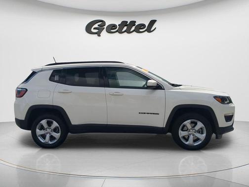 White Clearcoat 2018 Jeep Compass Latitude