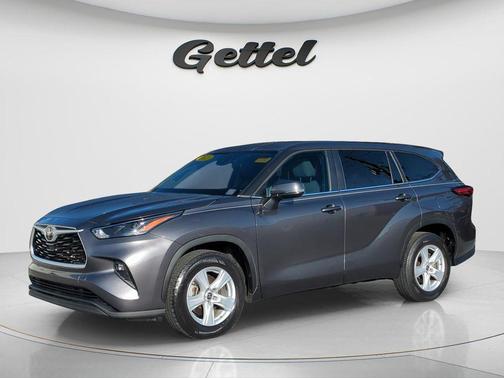 2023 Toyota Highlander LE