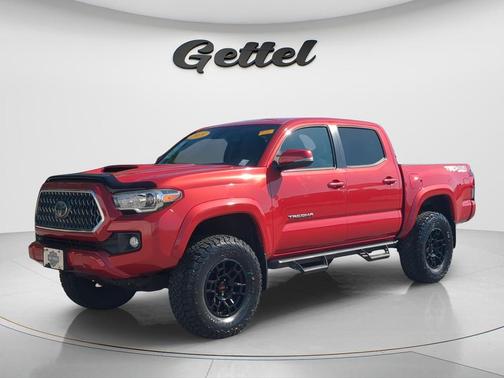 Barcelona Red Metallic 2019 Toyota Tacoma TRD Sport