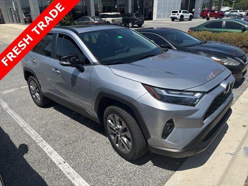 2022 Toyota RAV4 XLE Premium