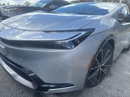 2024 Toyota Prius XLE