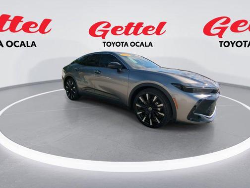 2023 Toyota Crown Platinum