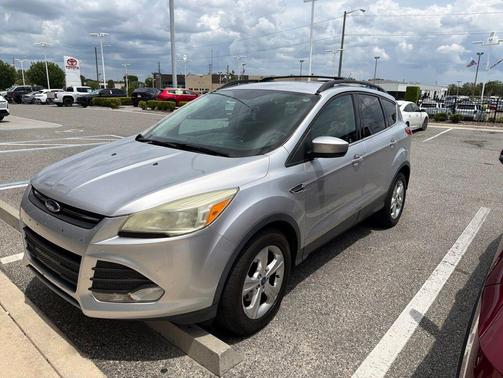 INGOT SILVER 2016 Ford Escape SE