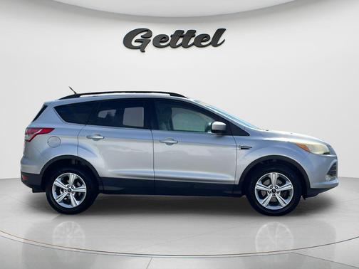 INGOT SILVER 2016 Ford Escape SE