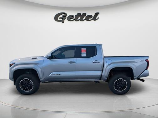 2025 Toyota Tacoma Hybrid TRD Sport