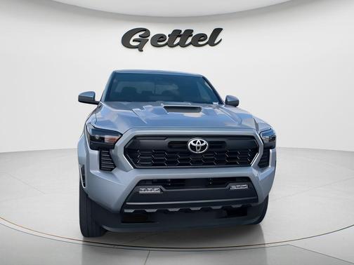 2025 Toyota Tacoma Hybrid TRD Sport