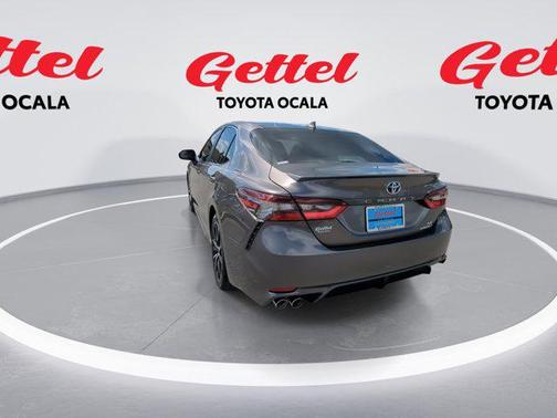 2024 Toyota Camry Hybrid SE