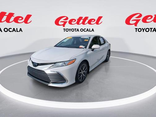 2023 Toyota Camry XLE