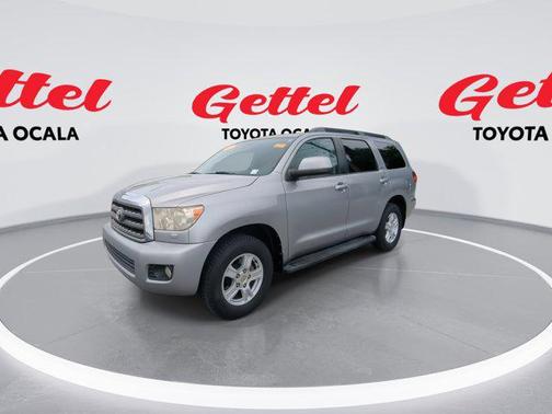 2013 Toyota Sequoia SR5