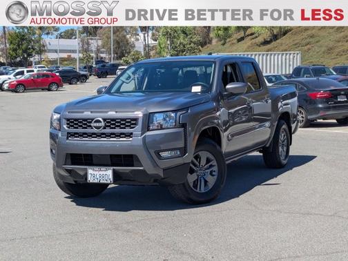 2025 Nissan Frontier SV