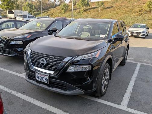 2022 Nissan Rogue SV