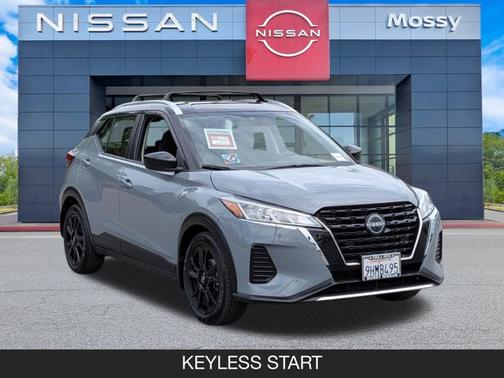 2023 Nissan Kicks SV