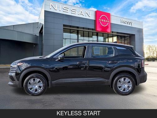 2025 Nissan Kicks S