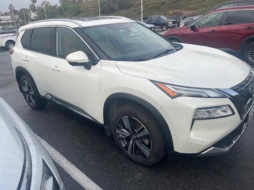 2022 Nissan Rogue Platinum