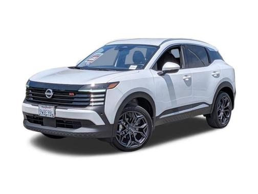 Aspen White Tri 2025 Nissan Kicks SR