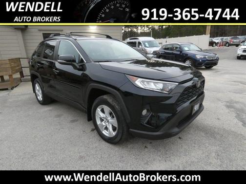 2020 Toyota RAV4 XLE