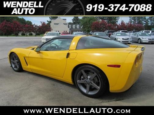 2005 Chevrolet Corvette Base
