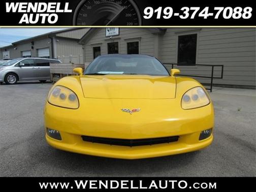 2005 Chevrolet Corvette Base
