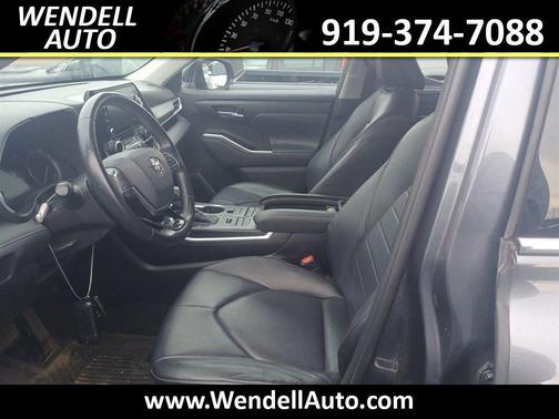 2020 Toyota Highlander XLE