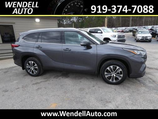2020 Toyota Highlander XLE