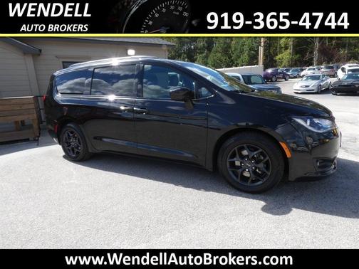 2018 Chrysler Pacifica Touring-L
