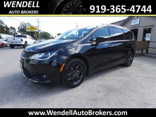 2018 Chrysler Pacifica Touring-L