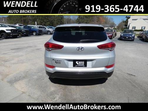 2016 Hyundai TUCSON SE