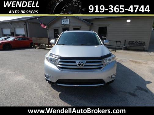 2012 Toyota Highlander SE