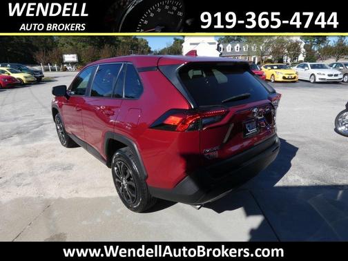 2022 Toyota RAV4 LE