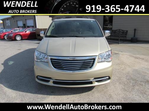 2012 Chrysler Town & Country Touring-L