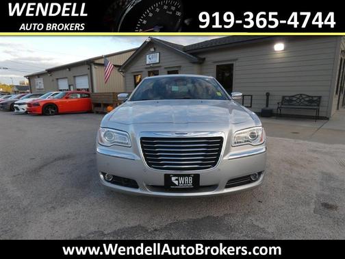 2011 Chrysler 300 Limited