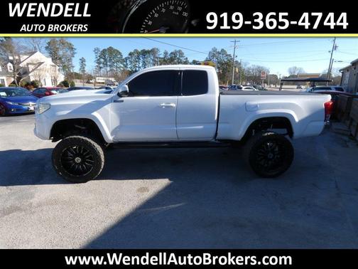 2016 Toyota Tacoma TRD Sport