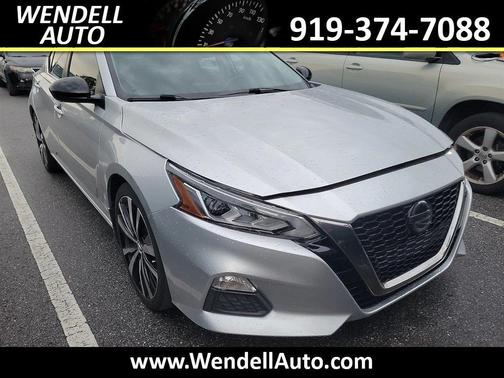 2020 Nissan Altima SR FWD