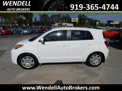 2013 Scion xD Base