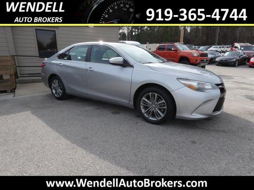 2016 Toyota Camry SE
