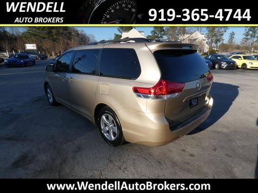 2012 Toyota Sienna LE