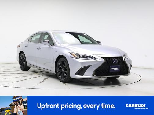 2022 Lexus ES 300h F-Sport
