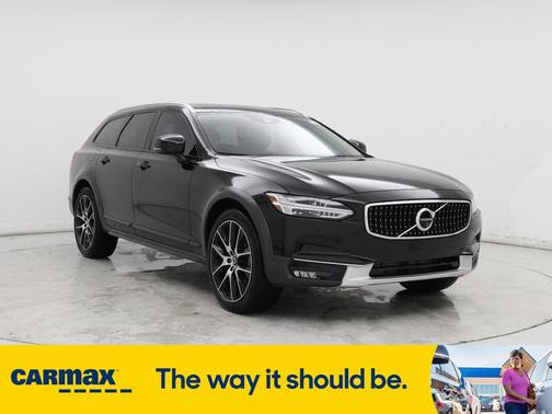 2020 Volvo V90 Cross Country T6