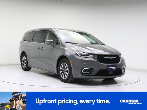 2022 Chrysler Pacifica Hybrid Touring L