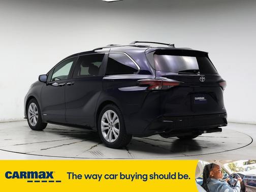 2021 Toyota Sienna XSE