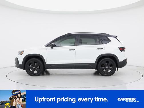 2025 Volkswagen Taos SE Black Edition