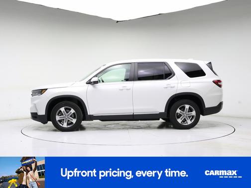 White 2023 Honda Pilot EX-L
