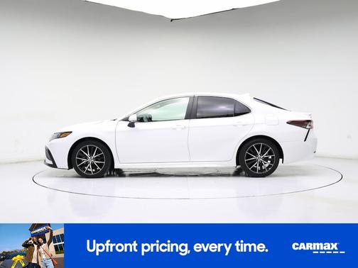 White 2023 Toyota Camry SE