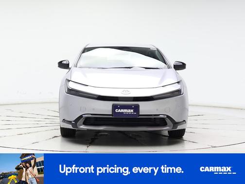 2025 Toyota Prius XLE