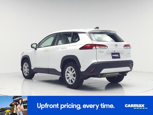 White 2023 Toyota Corolla Cross L