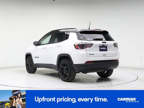 White 2023 Jeep Compass Altitude